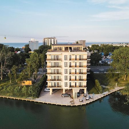مامايا Solid Magic Apart Hotel المظهر الخارجي الصورة
